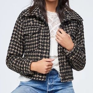 Avec Les Filles - Houndstooth Cropped Jacket